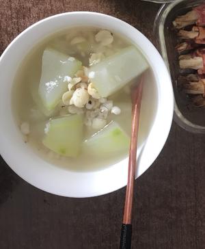 【低碳水】水煮生菜+培根金针菇卷+薏仁冬瓜汤的做法 步骤3