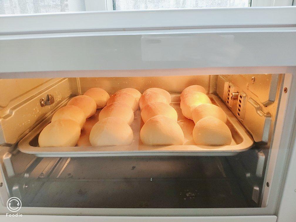 软蓬蓬的牛奶包