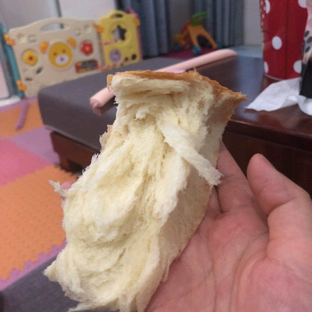 奶油吐司，鲜奶奶油嫩白吐司