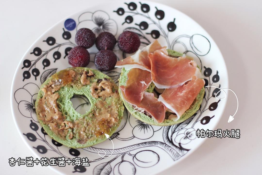 无油低糖的健康主食面包：芝麻贝果