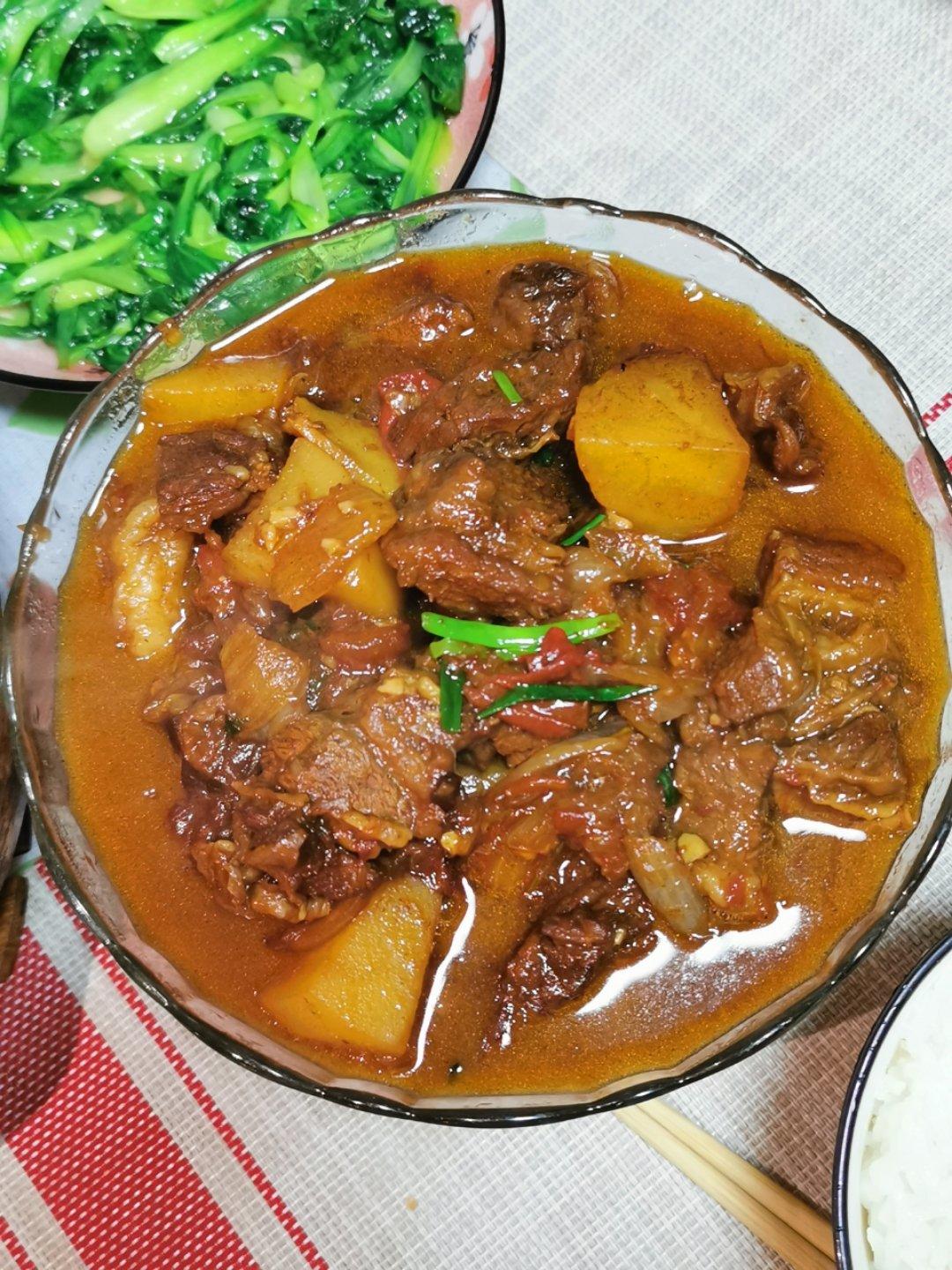 红烧牛肉土豆 （独家秘制）