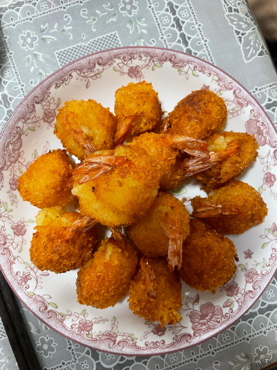 🌈颜值爆表的黄金虾球🍤，外酥里嫩，做法超简单～