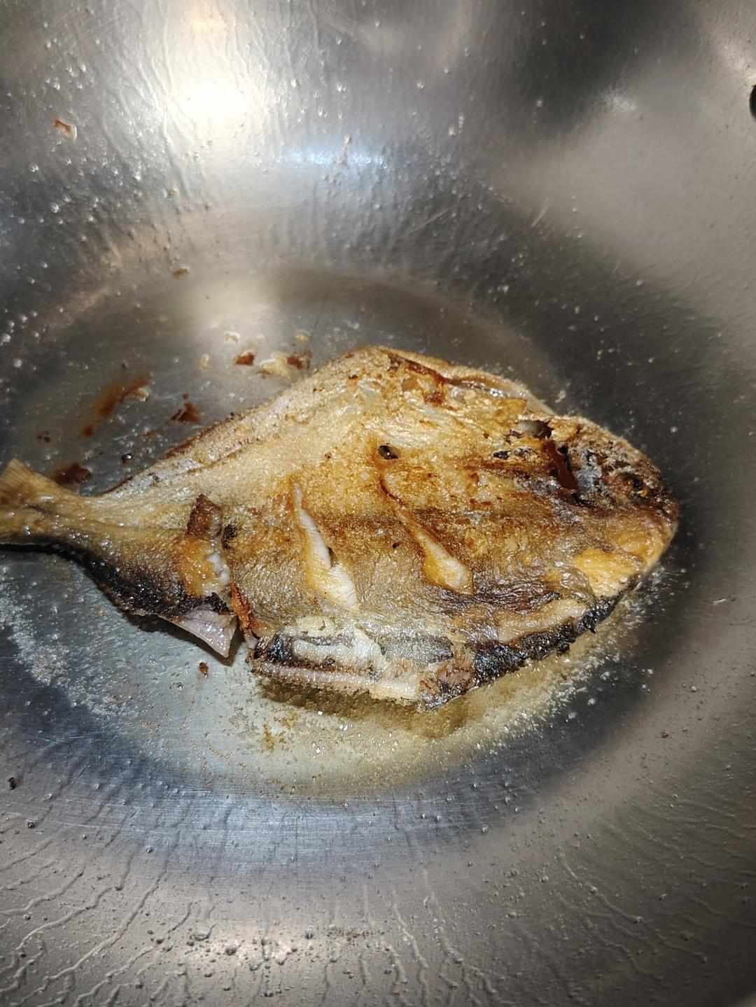 【家常菜】上海红烧鲳鱼