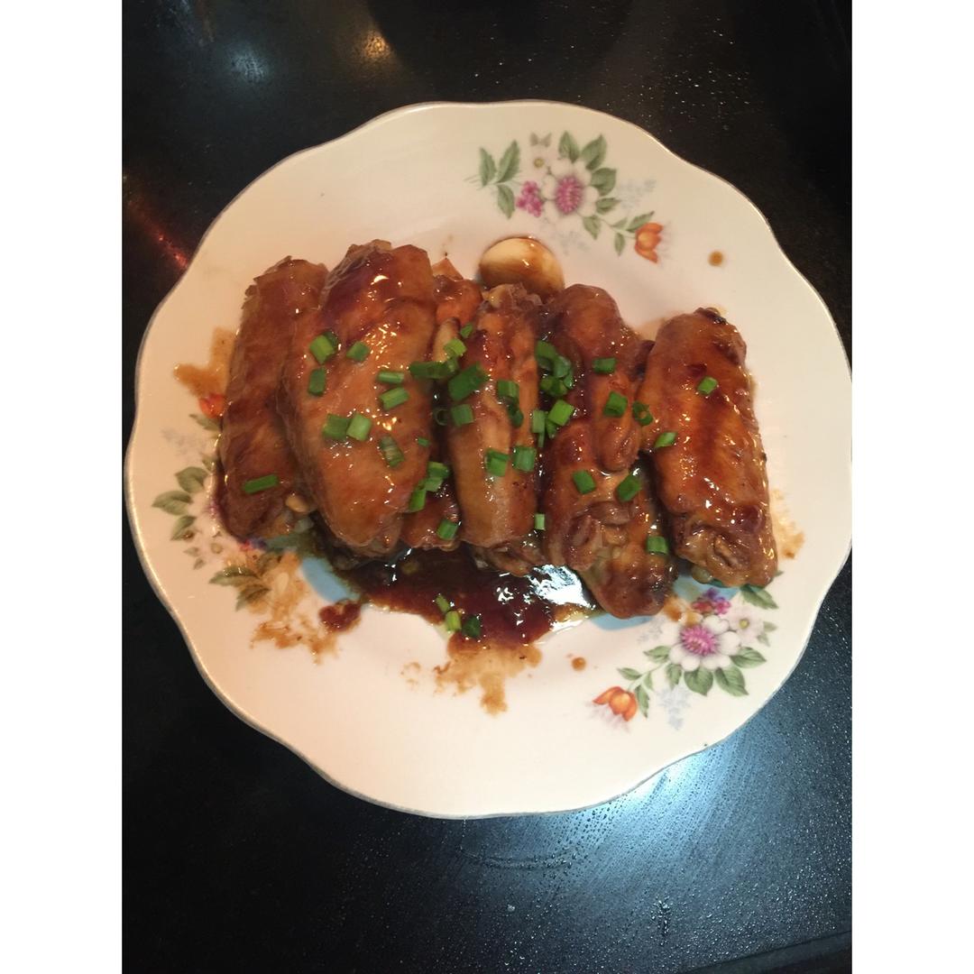 蒜香蚝油鸡翅中