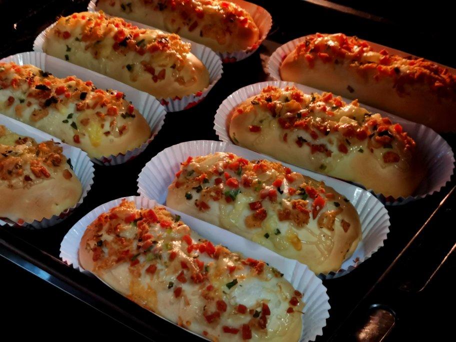 香葱火腿肉松面包