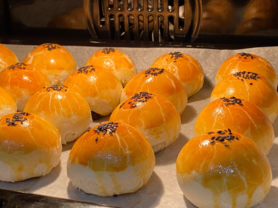 《Tinrry+》蛋黄酥