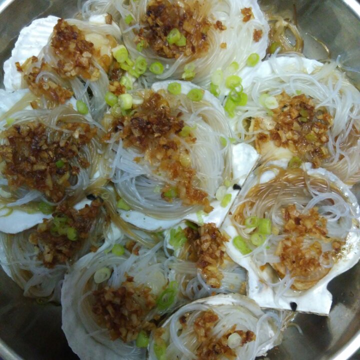 蒜蓉粉丝蒸扇贝