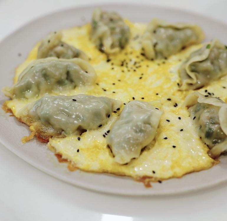 芝士鸡蛋抱煎饺