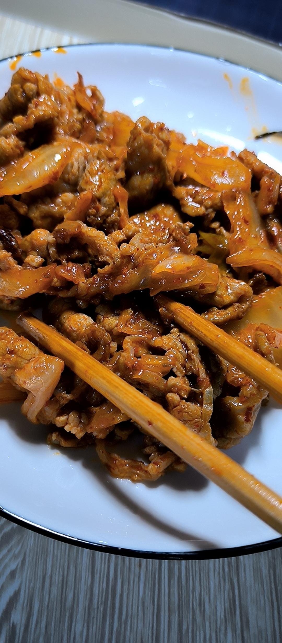 秘制泡菜炒五花肉