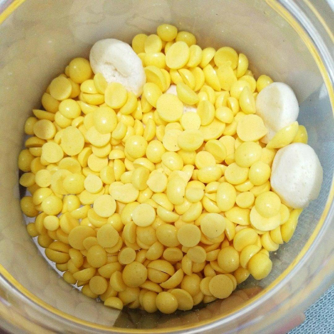 入口即化的无添加蛋黄溶豆