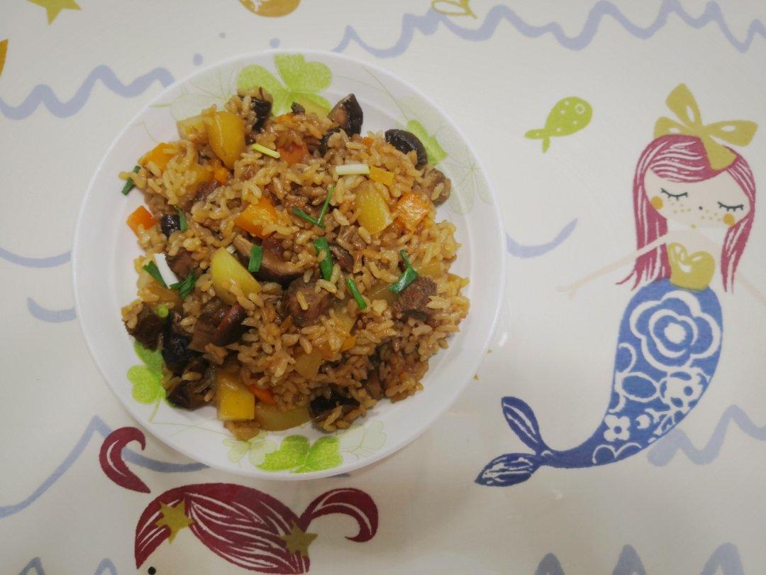 香菇土豆🥔焖饭