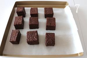 莱明顿 巧克力蛋糕 澳洲甜点的做法 步骤15