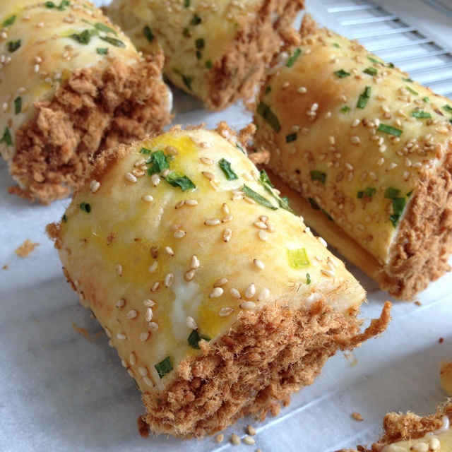 abomb妈做的肉松面包卷