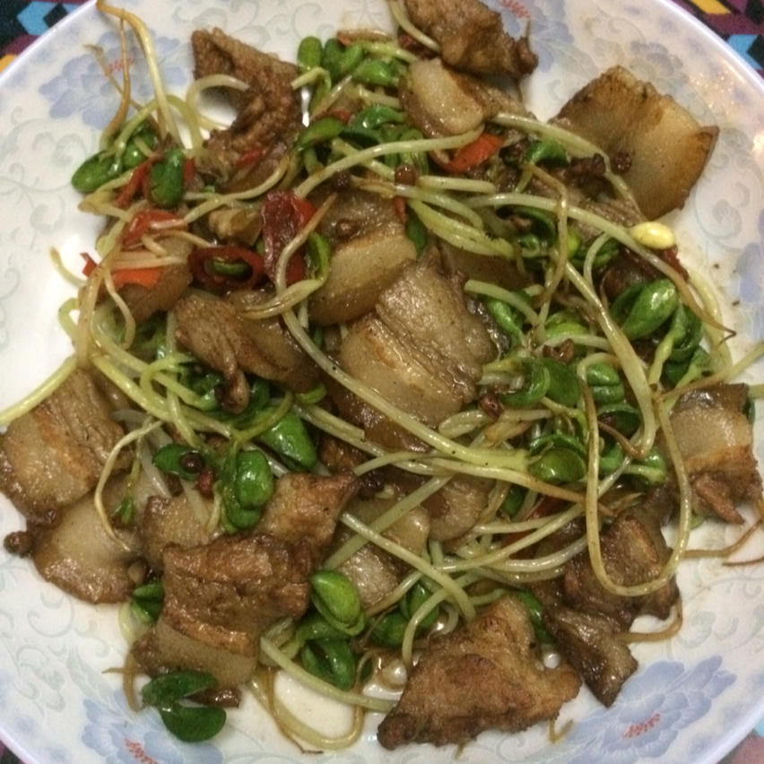 蒜苗五花肉