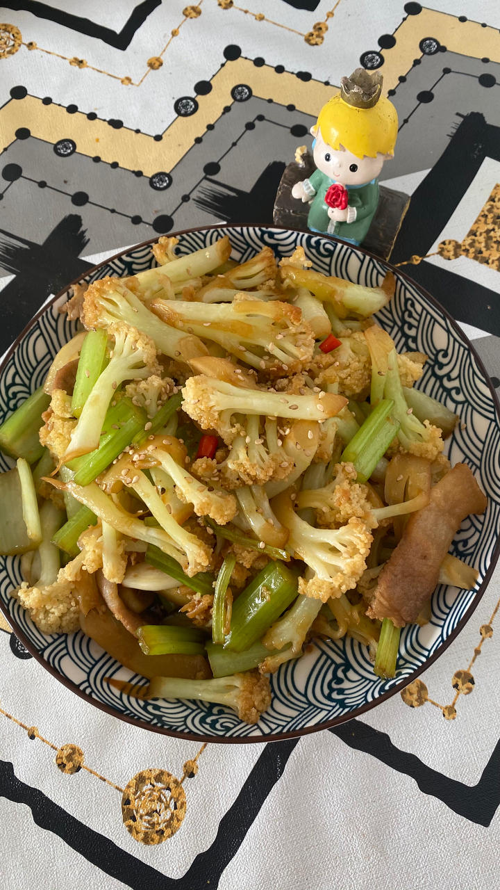 和饭店一个味道的干锅花菜