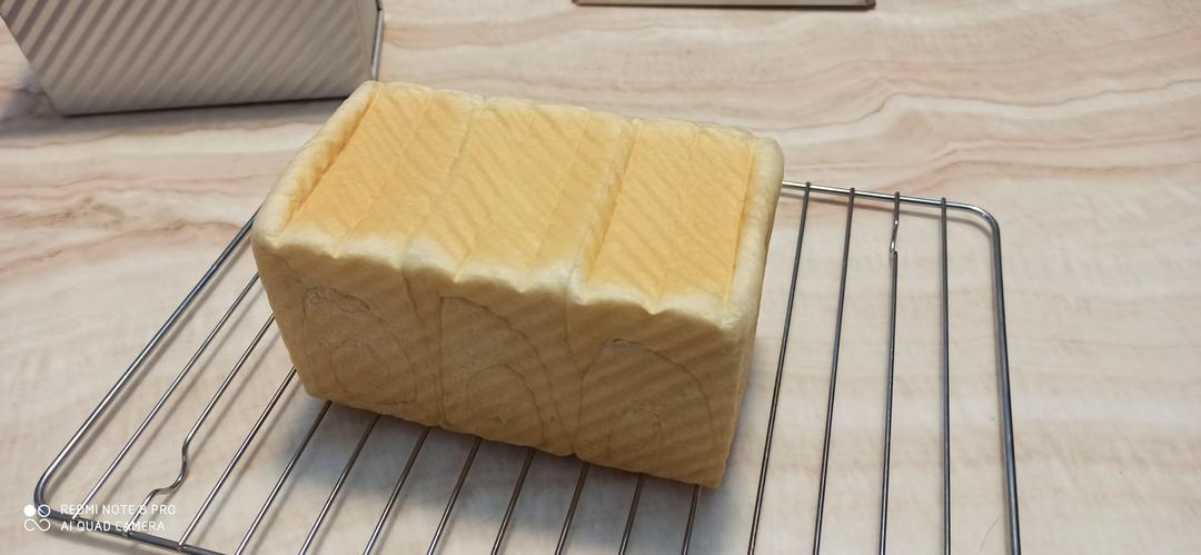 日式生吐司（组织细腻如云朵）