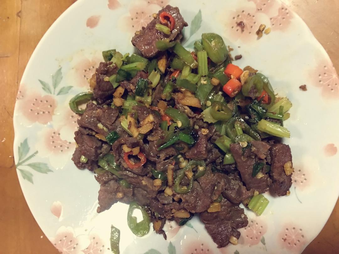 家常小炒黄牛肉