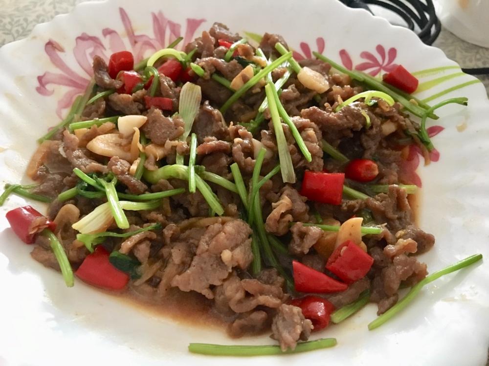 香菜牛肉