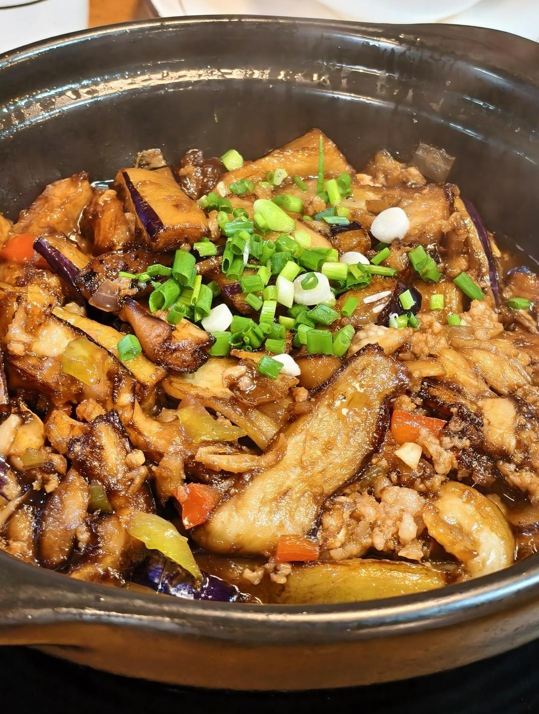 超下饭！家常咸鱼茄子煲做法