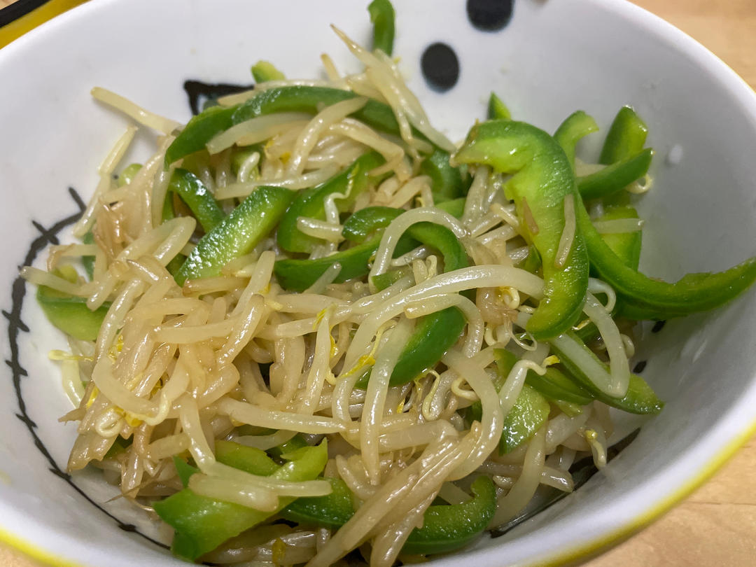 青椒炒豆芽