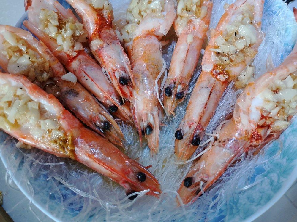 蒜蓉粉丝蒸虾