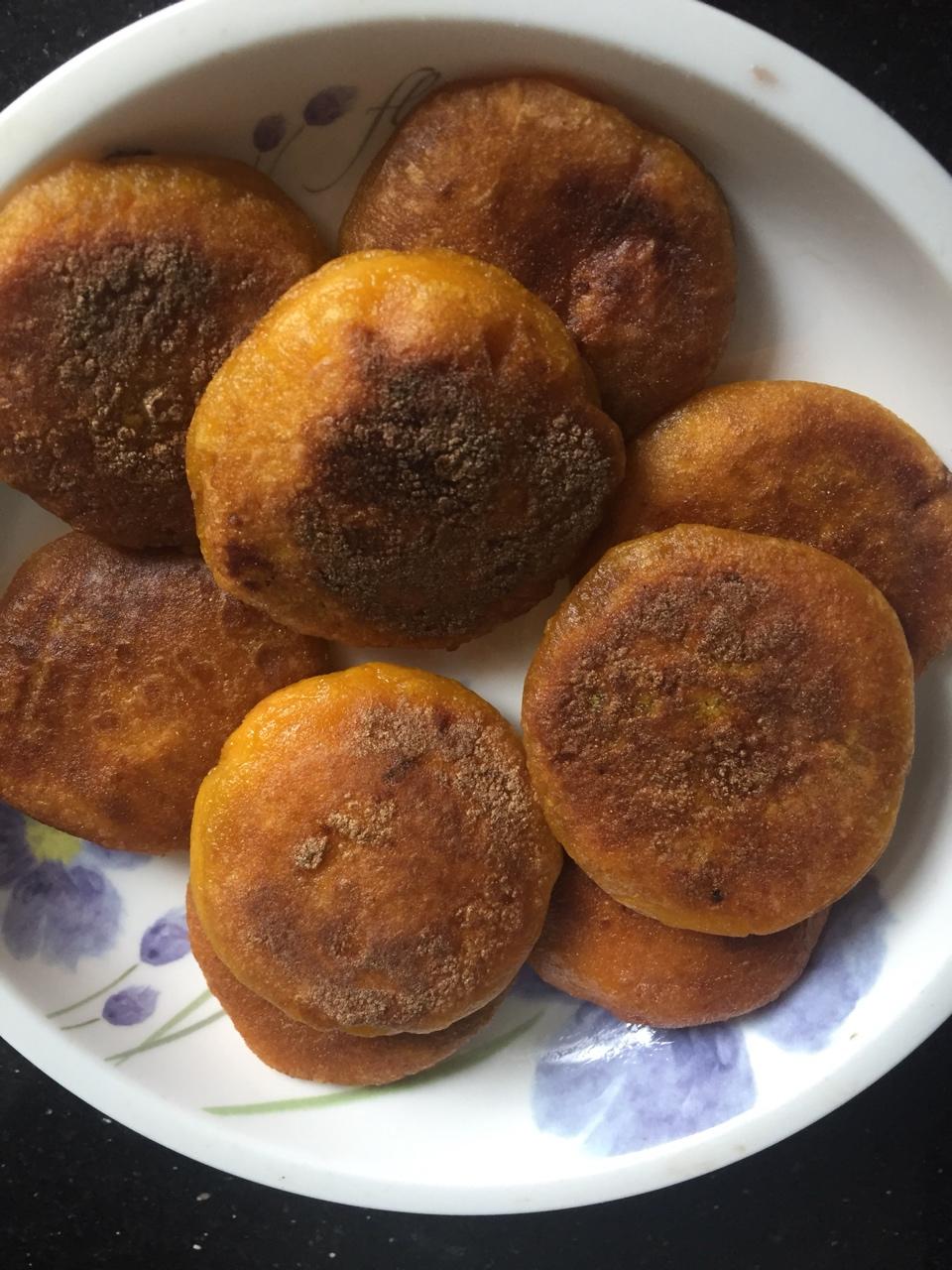 豆沙南瓜糯米饼(外酥里嫩)