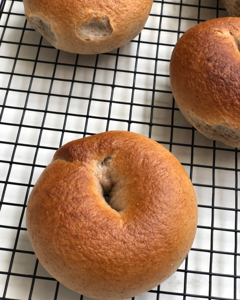 （无油）全麦黑麦贝果bagel~咬劲十足，越嚼越香