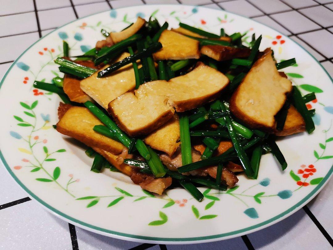 韭菜苔炒香干