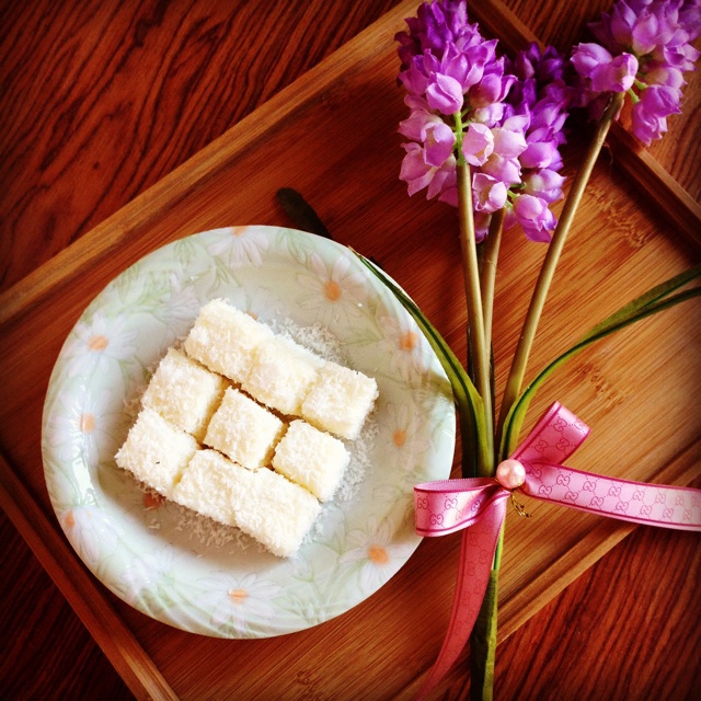 完胜85度C牛奶椰丝小方