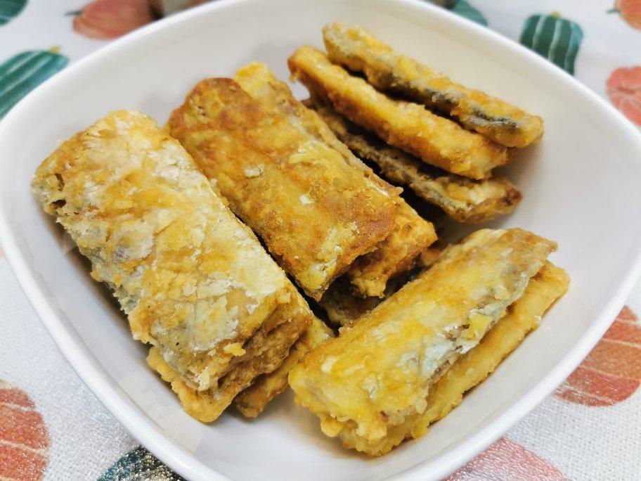 厨师长教你：“干煎带鱼”的家常做法，味道很赞，先收藏起来
