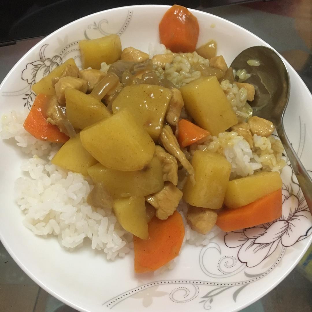 咖喱土豆鸡块