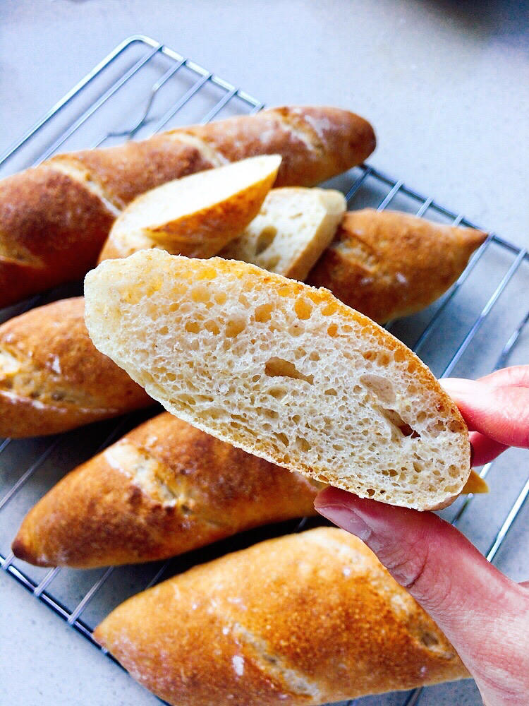 香脆健康的全麦法棍Whole Wheat Baguette