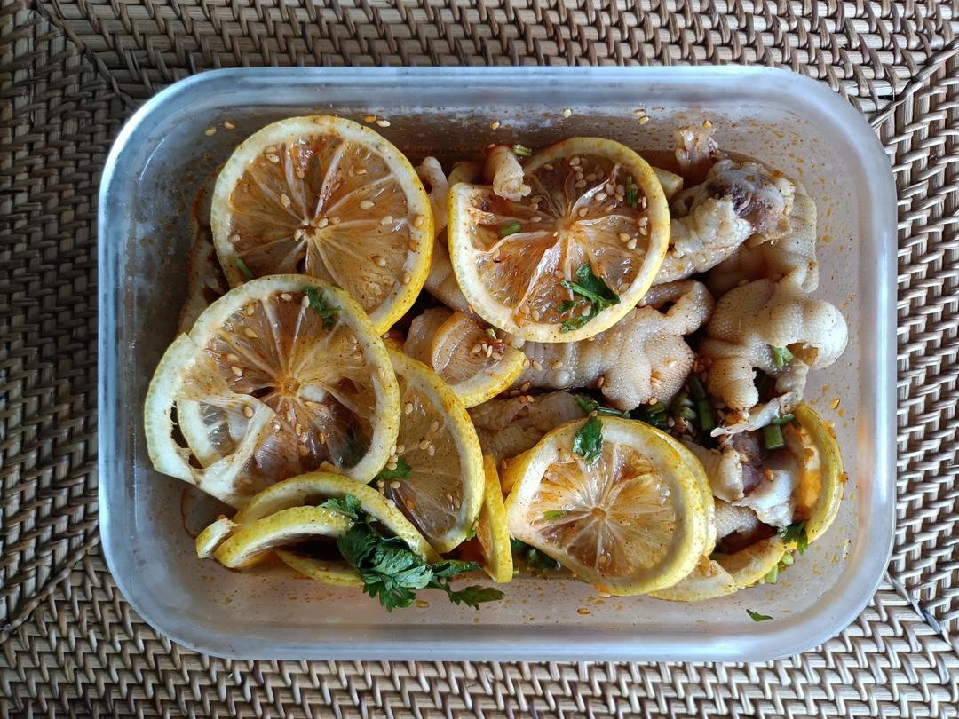 【柠檬酸辣鸡爪】自制超级无敌美味的网红鸡爪