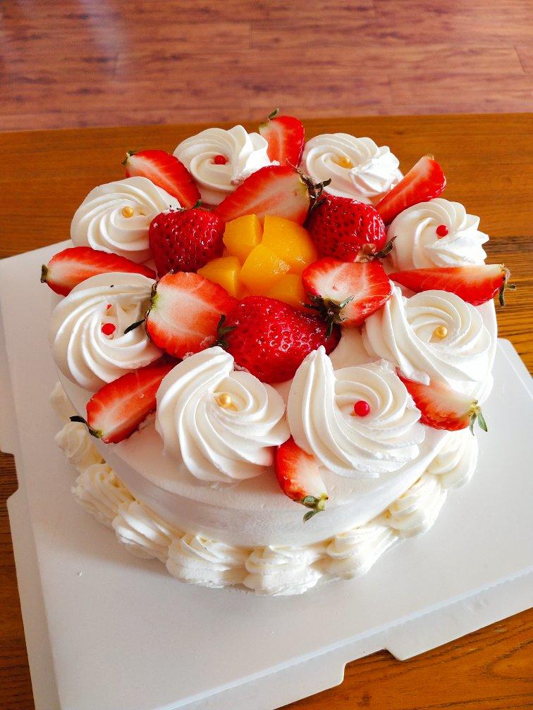 超级简单的味多美同款生日蛋糕（6寸），新手也能高度还原