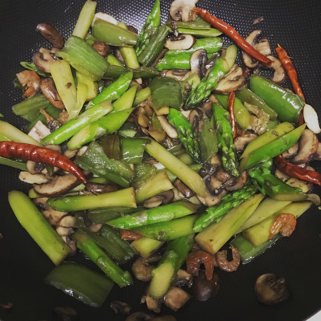 橄榄油蘑菇