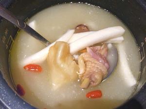 懒人电饭煲椰子花胶鸡汤的做法 步骤4