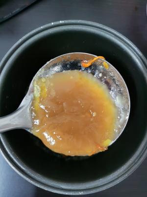 电饭锅鸡爪鸡骨头汤的做法 步骤4