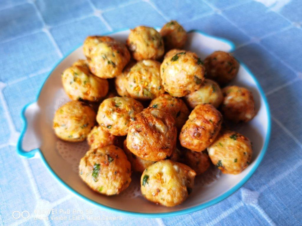 香酥豆腐丸子（外酥里嫩）