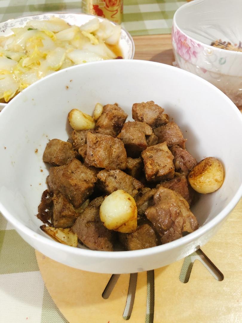 黑蒜子牛肉粒