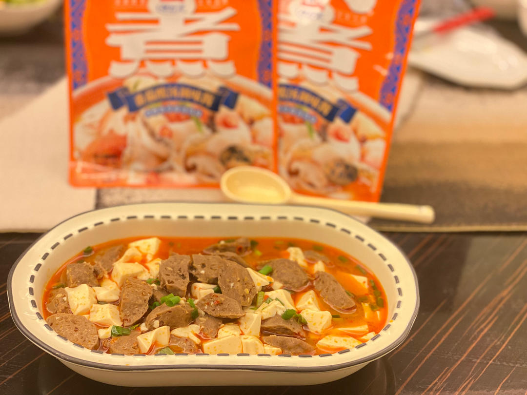 牛筋丸酸汤豆腐｜超快手