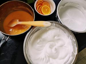 生日8寸香橙蛋糕   水浴法   (没有奶油可以试一下这样做一样漂亮)的做法 步骤2