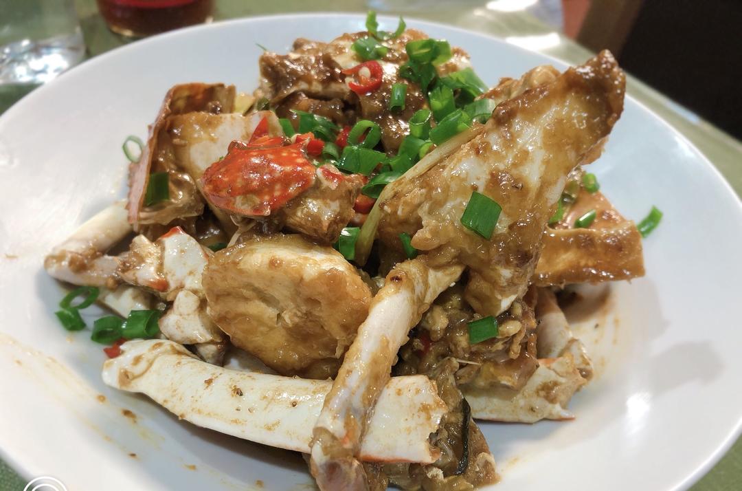 葱姜干煸大白蟹！