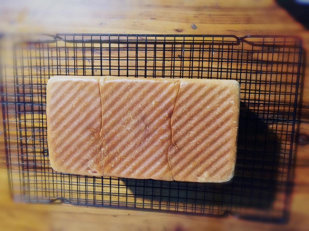 牛奶吐司（附详细步骤图）