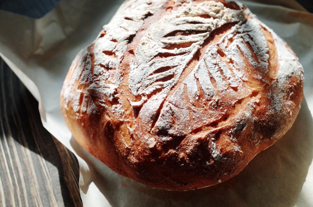 全麦山核桃橄榄欧包-Staub珐琅铸铁锅