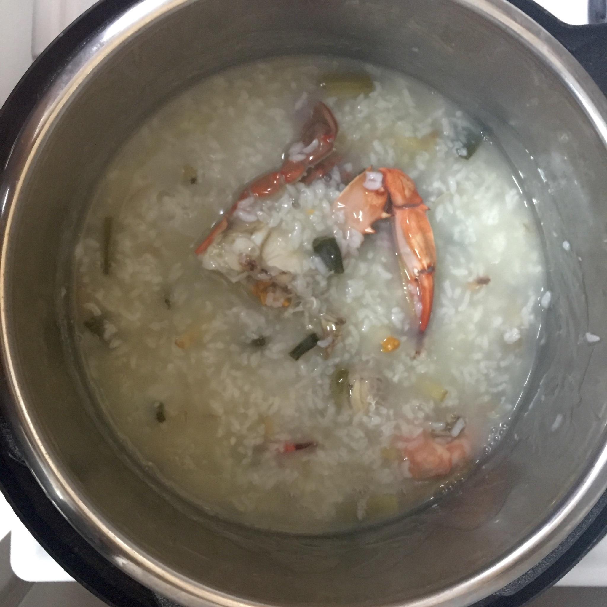 高压锅版海鲜粥的做法