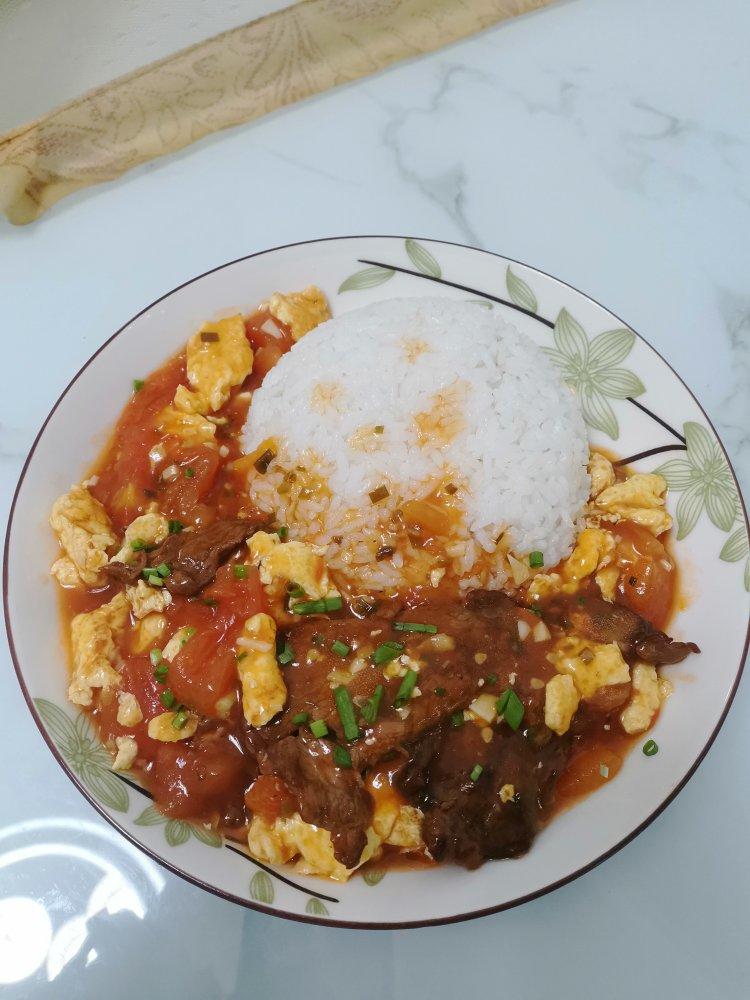 酸甜浓郁～超开胃🔥番茄滑蛋牛肉饭