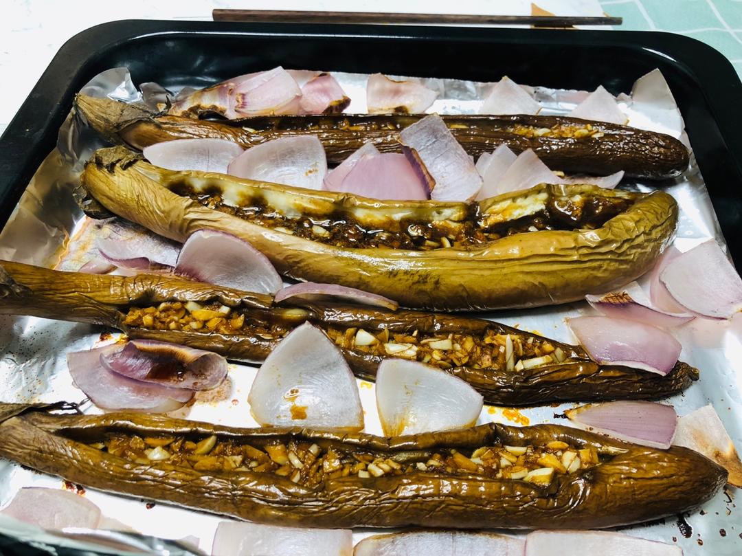 CC招牌菜销魂烤茄子，百吃不厌！