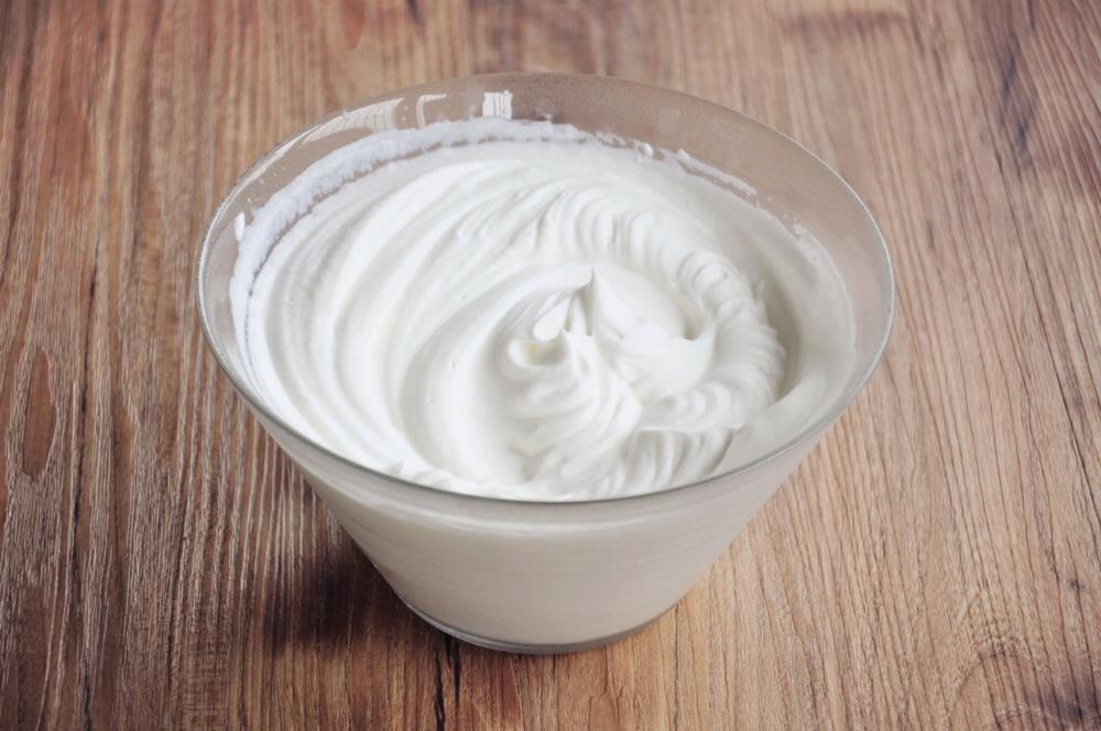 稳定打发鲜奶油的做法