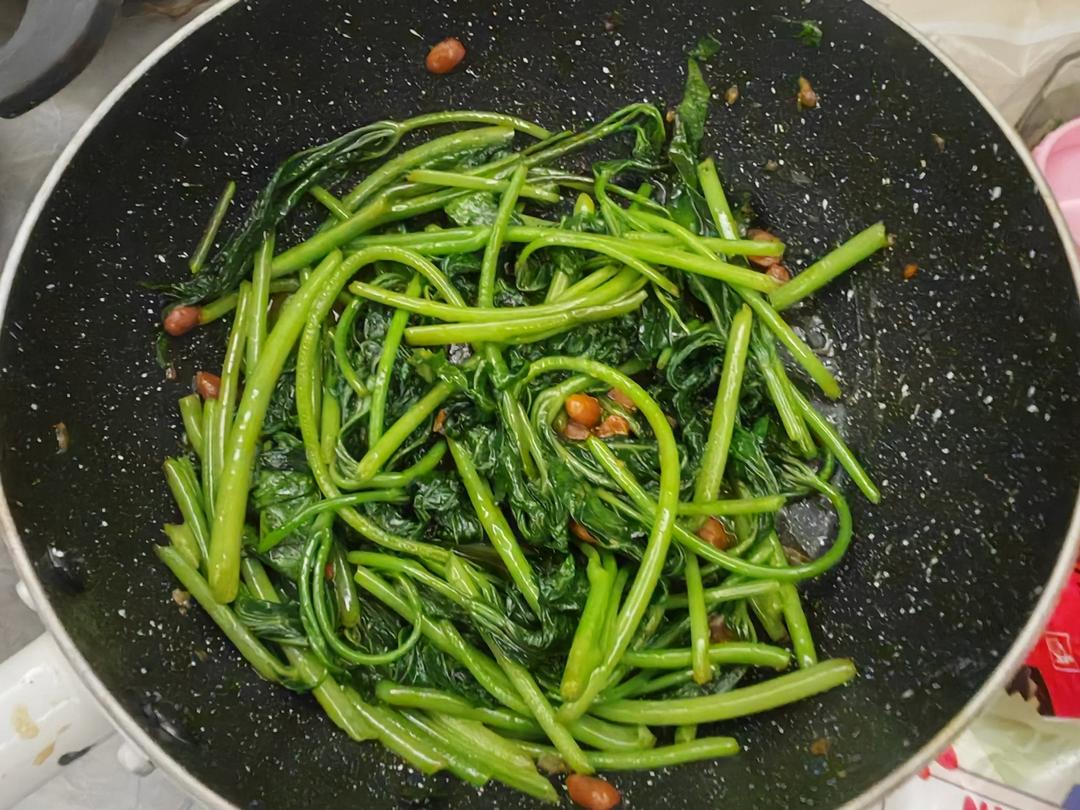 普宁豆酱炒番薯叶皇后菜