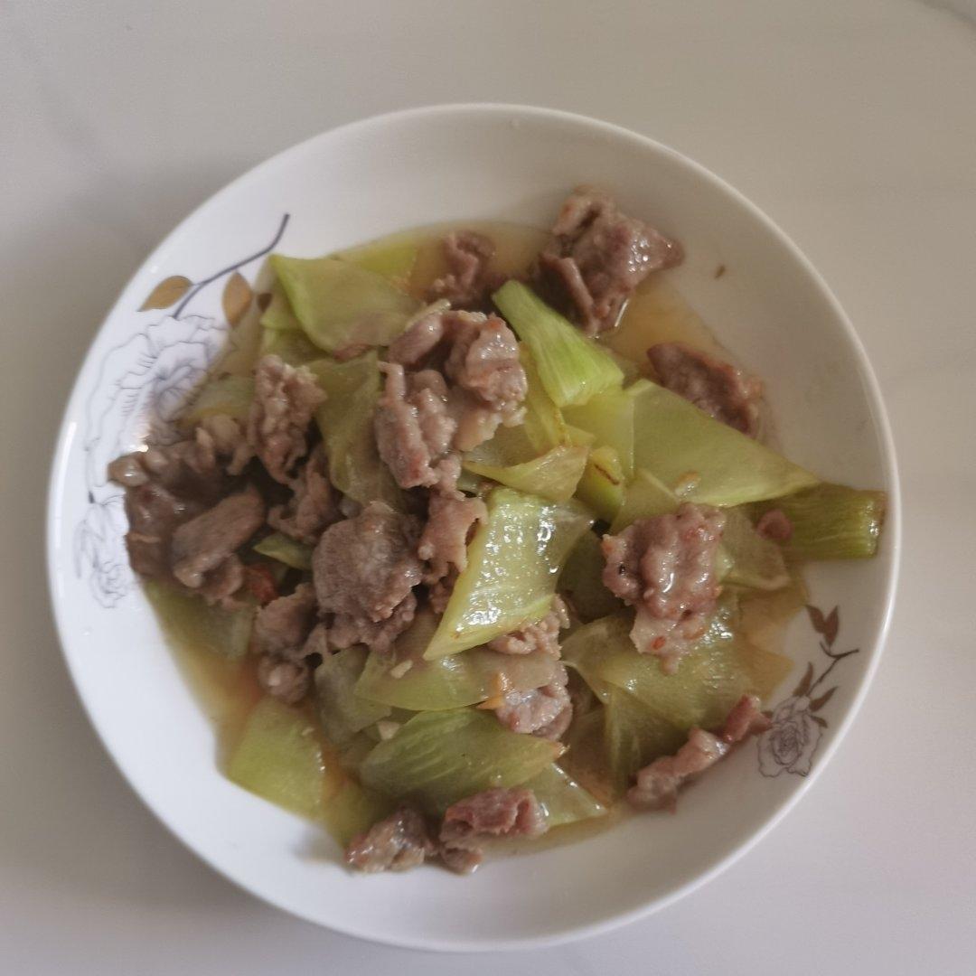 青笋炒肉（不用料酒肉也能又嫩又不腥气）